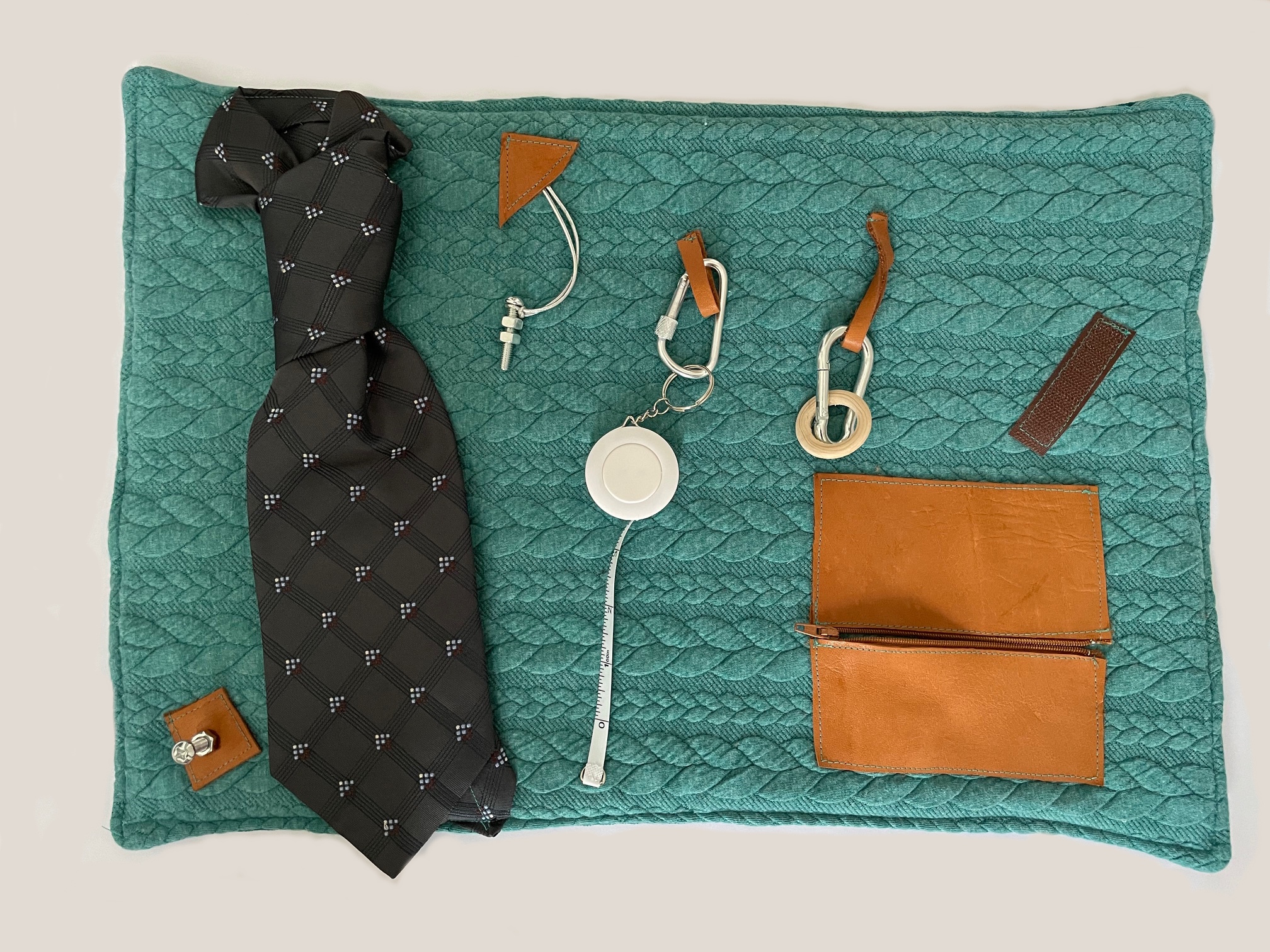 Nesteldecke für den Mann