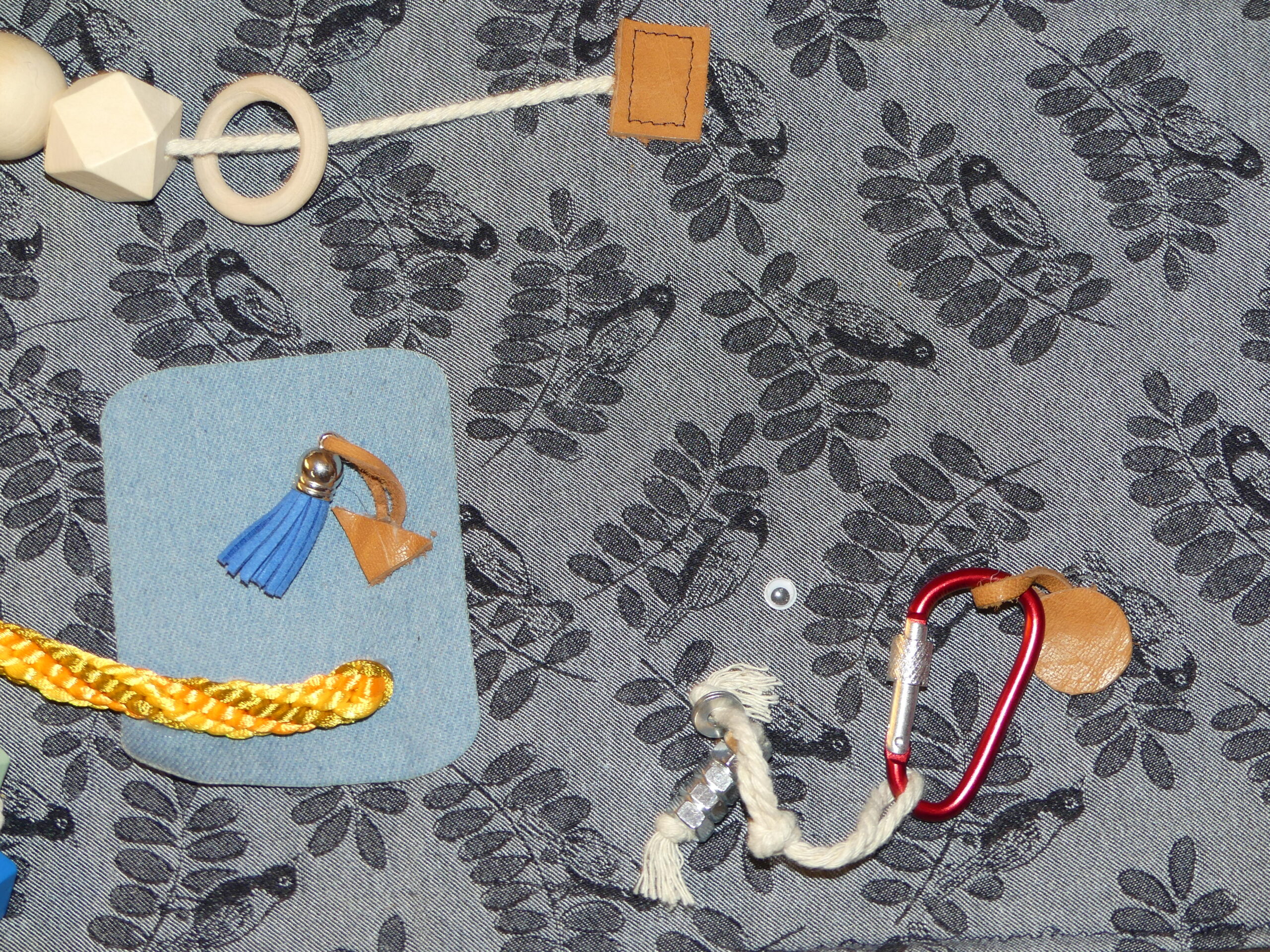 Nesteldecke Formen ertasten – Bild 2